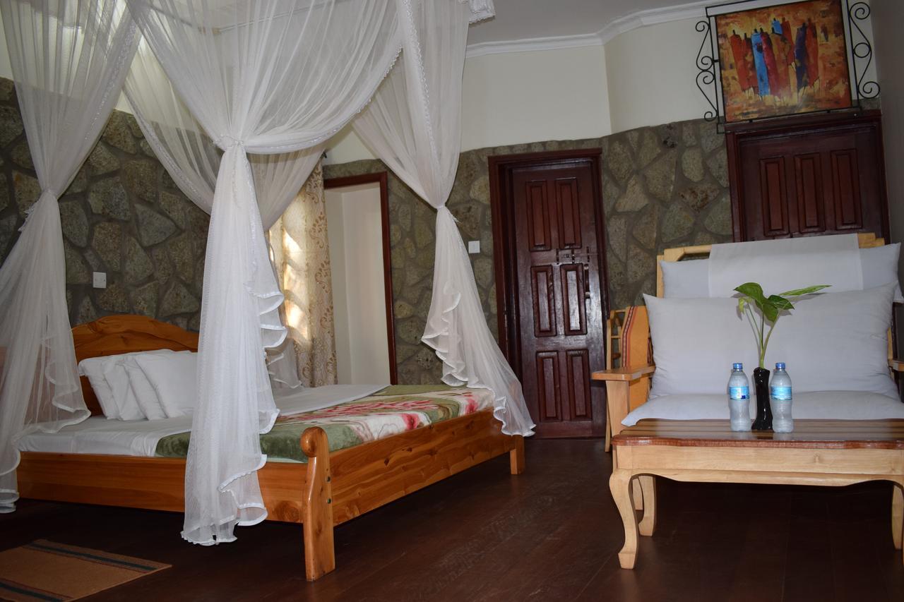 Ngorongoro Lodge Karatu Extérieur photo