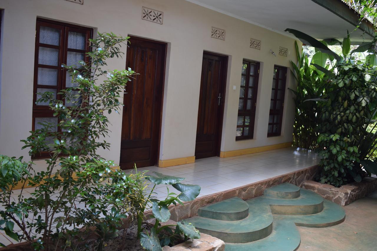 Ngorongoro Lodge Karatu Extérieur photo