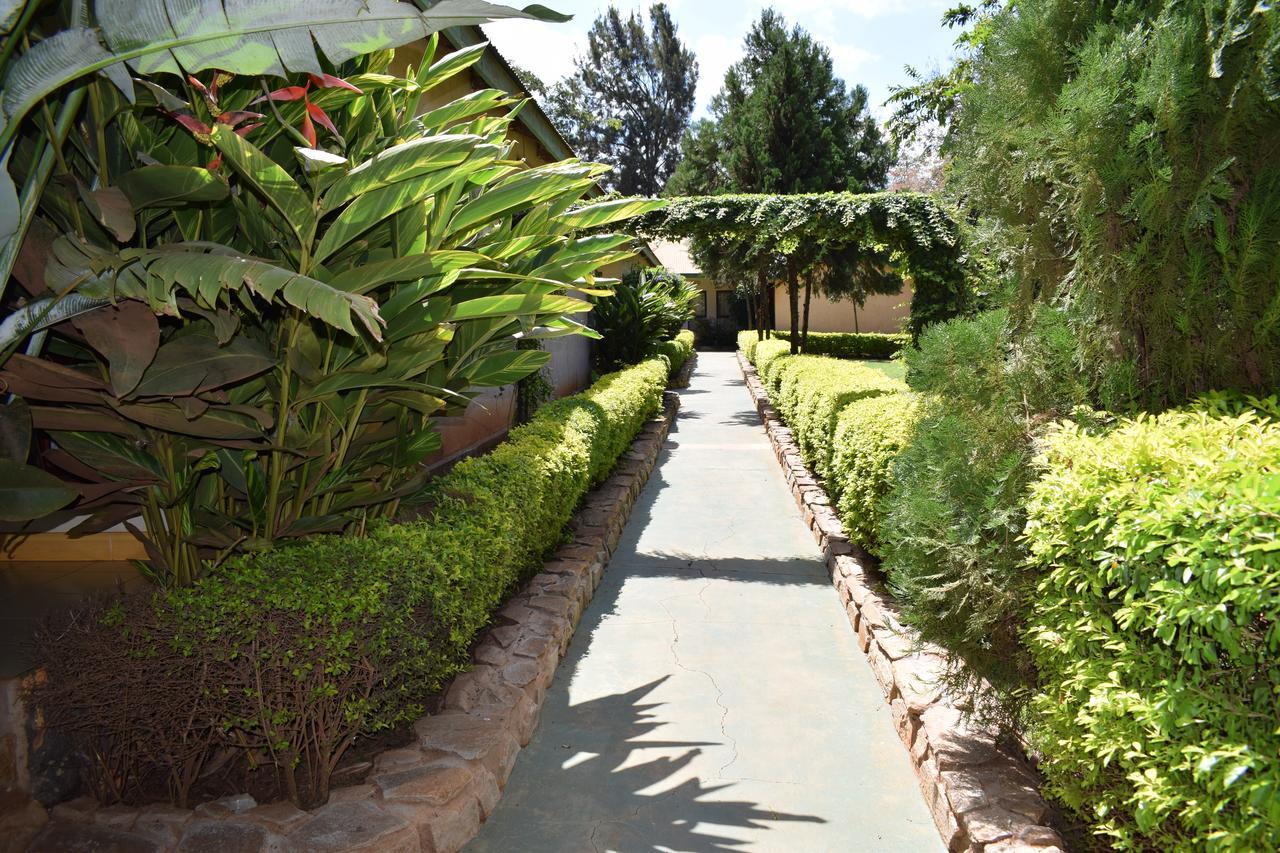 Ngorongoro Lodge Karatu Extérieur photo