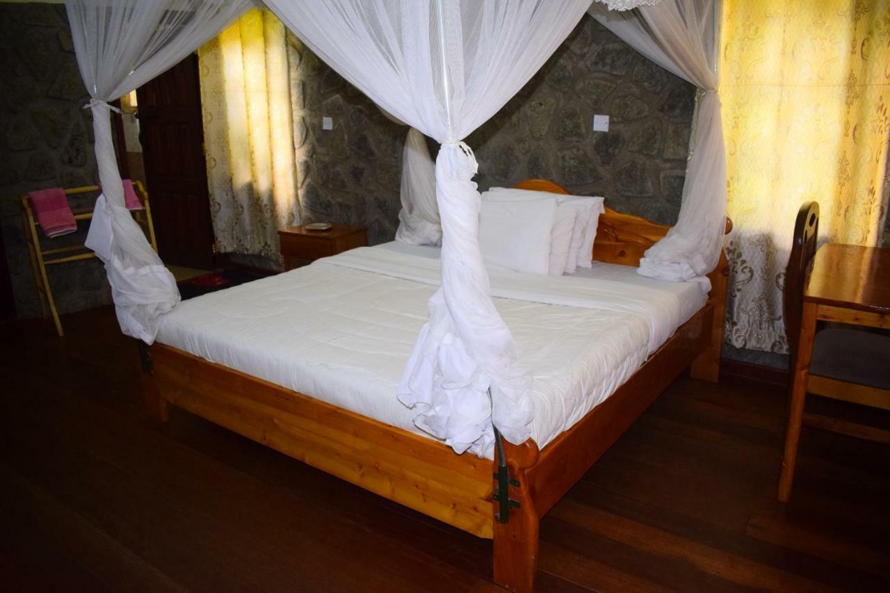 Ngorongoro Lodge Karatu Extérieur photo