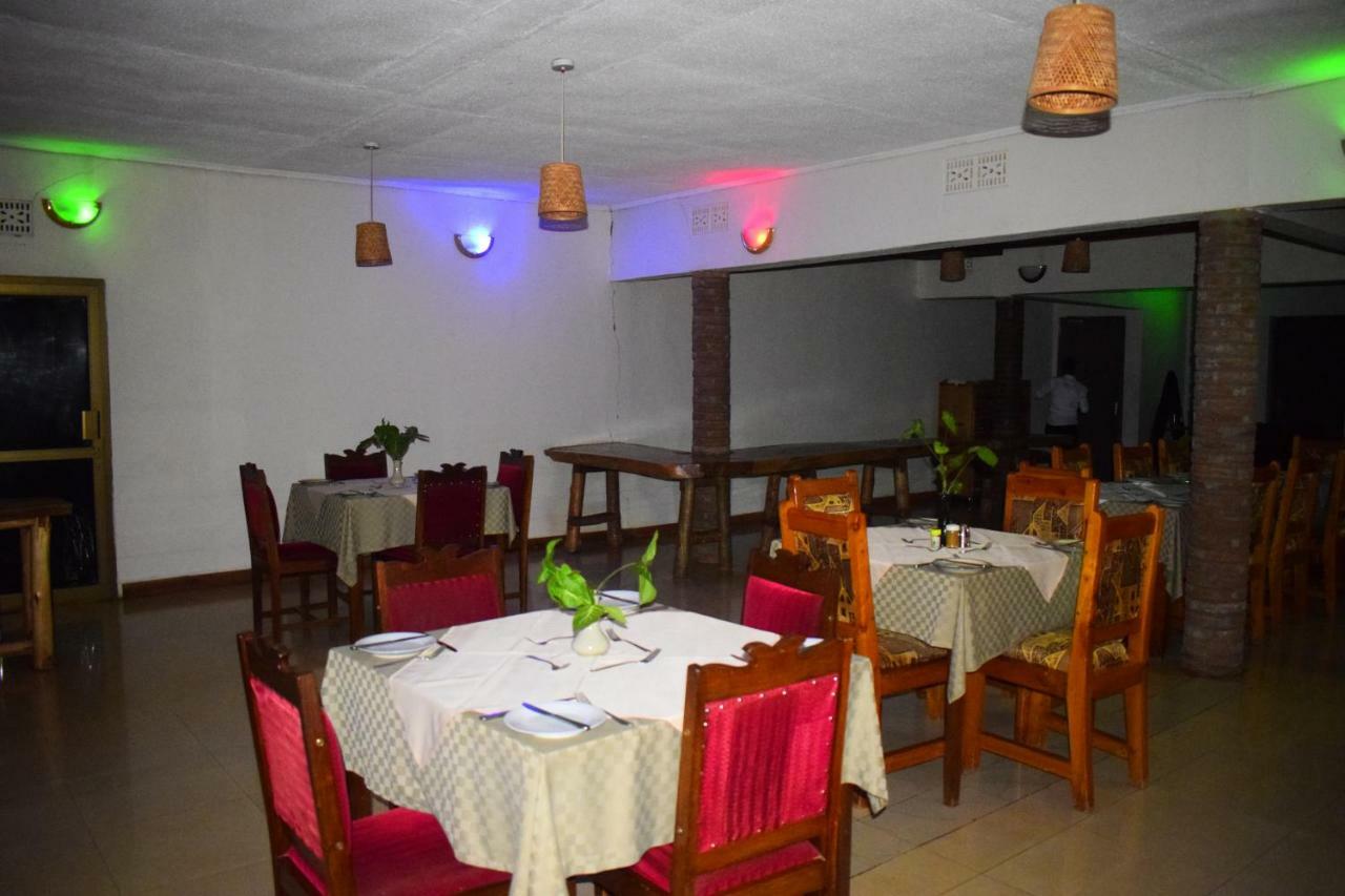 Ngorongoro Lodge Karatu Extérieur photo